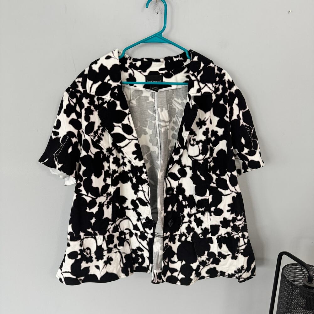 Lane Bryant Black & White Floral 2 Button Blazer Jacket Women's Plus Size 28